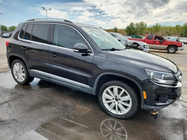 2013 VOLKSWAGEN TIGUAN S  