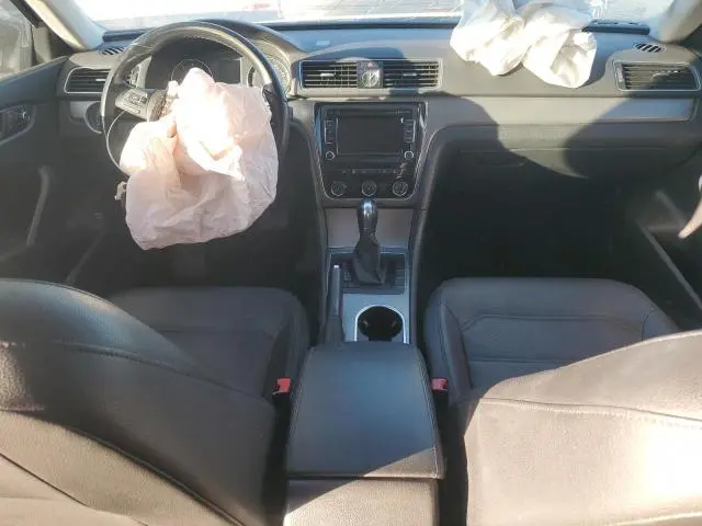 2014 VOLKSWAGEN PASSAT SE  