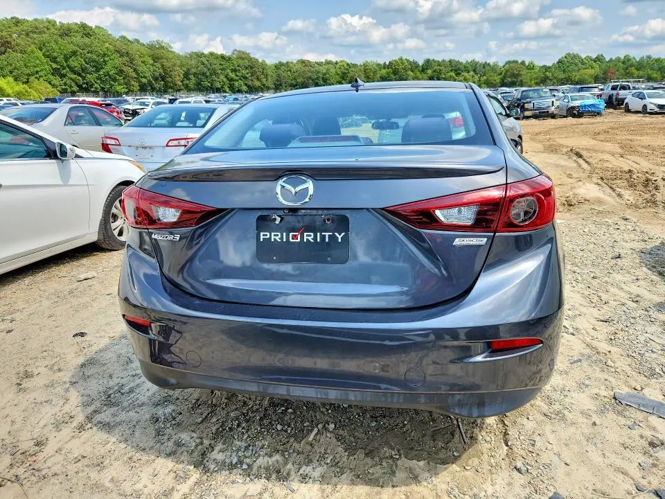 2015 MAZDA 3 TOURING  