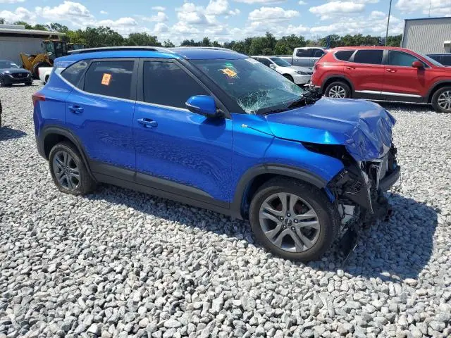 2023 KIA SELTOS S  
