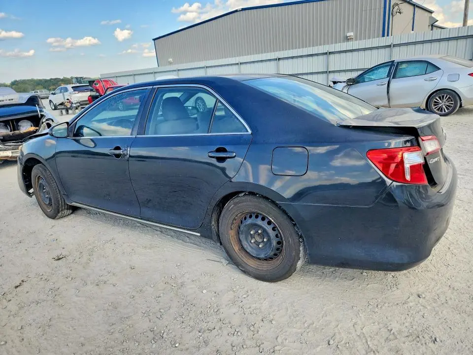2012 TOYOTA CAMRY LE  