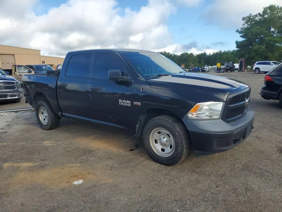 2018 RAM 1500 ST  