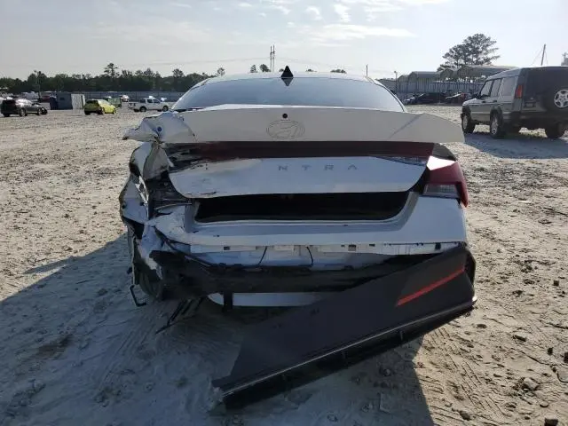 2024 HYUNDAI ELANTRA SEL  