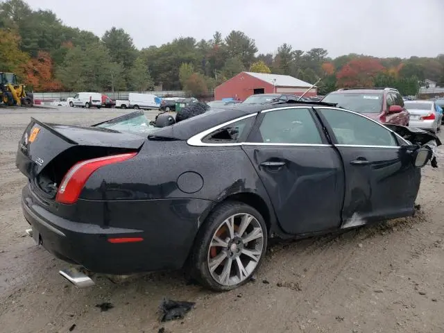 2015 JAGUAR XJ   