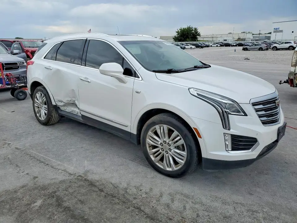 2019 CADILLAC XT5 PREMIUM LUXURY  