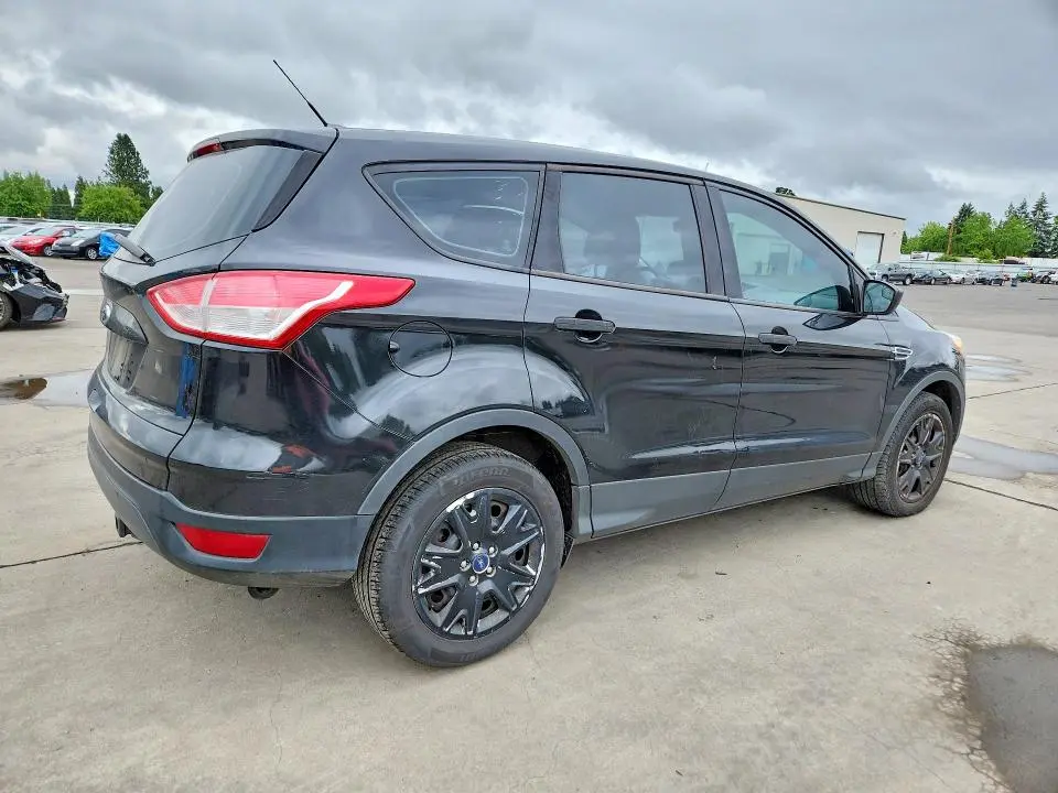 2013 FORD ESCAPE S  