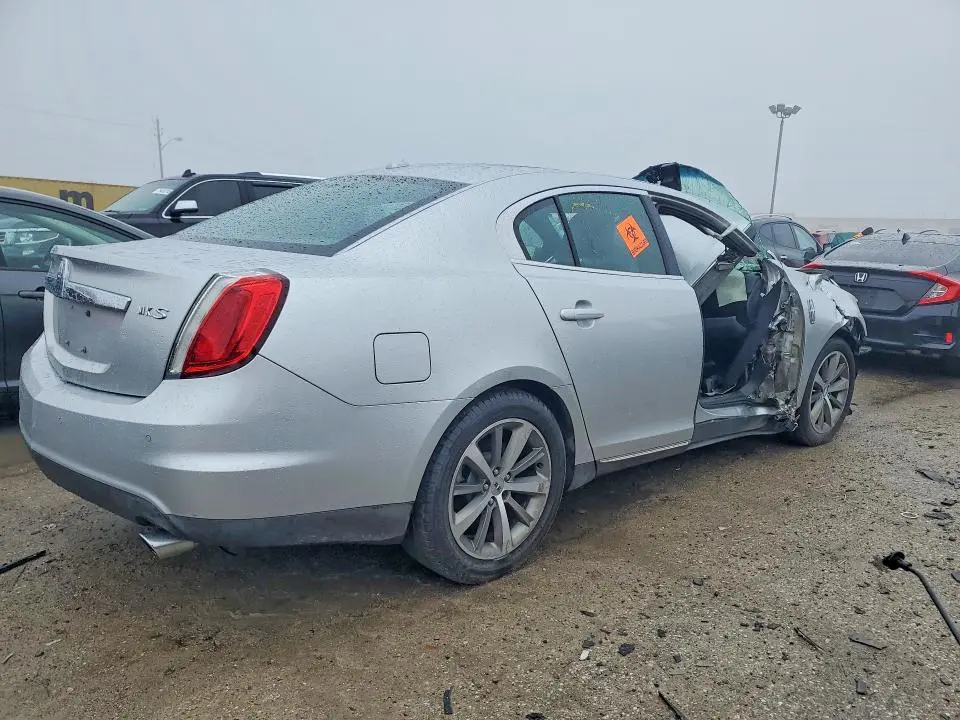 2011 LINCOLN MKS   