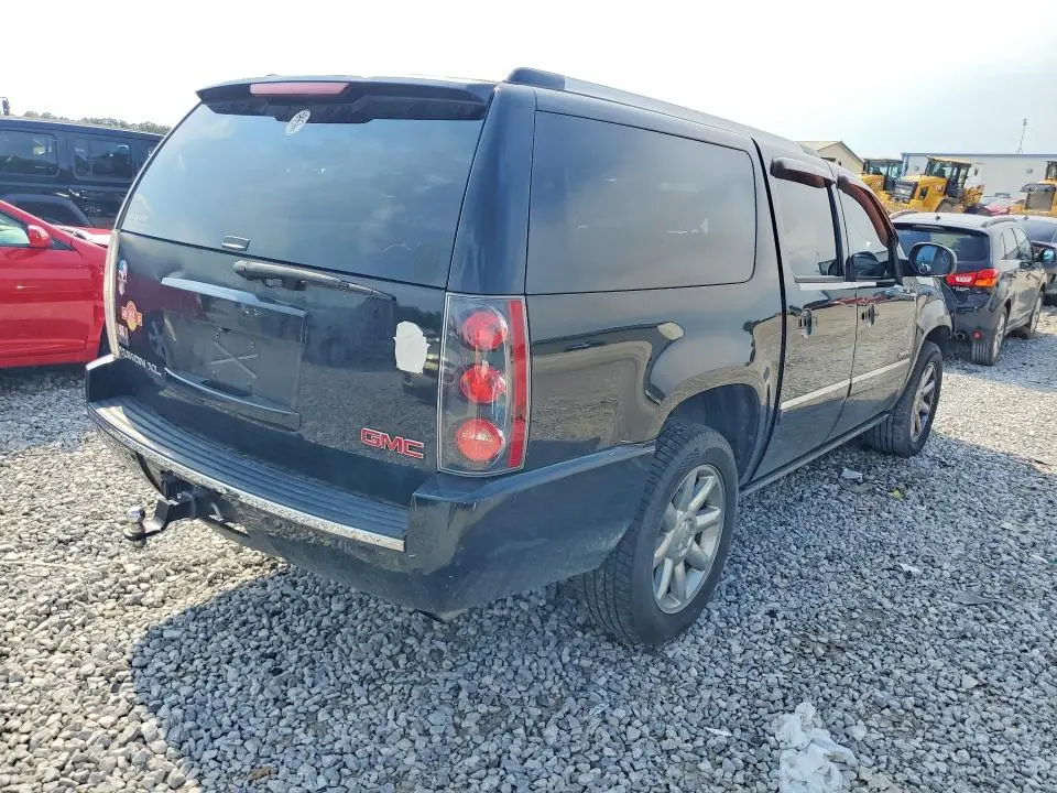 2010 GMC YUKON XL DENALI  