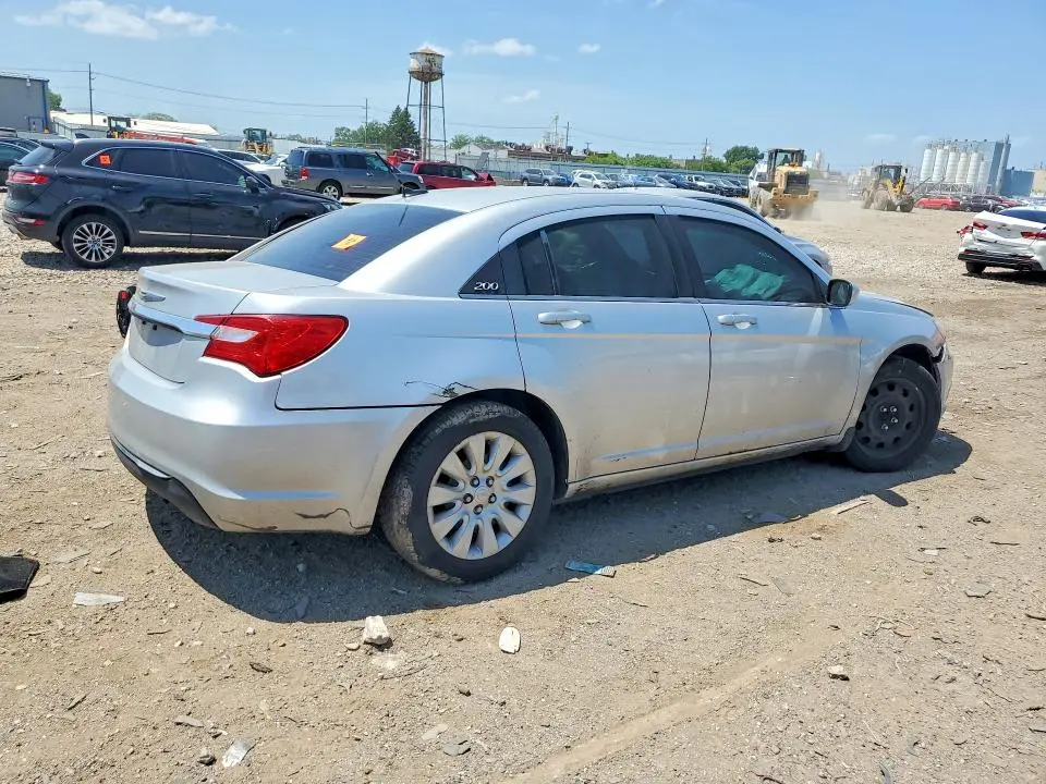 2012 CHRYSLER 200 LX  