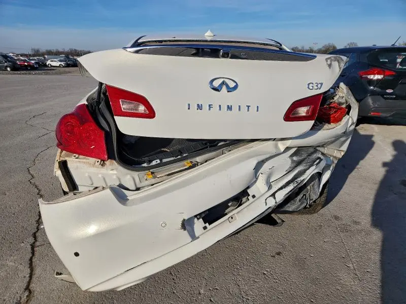 2012 INFINITI G37 BASE  