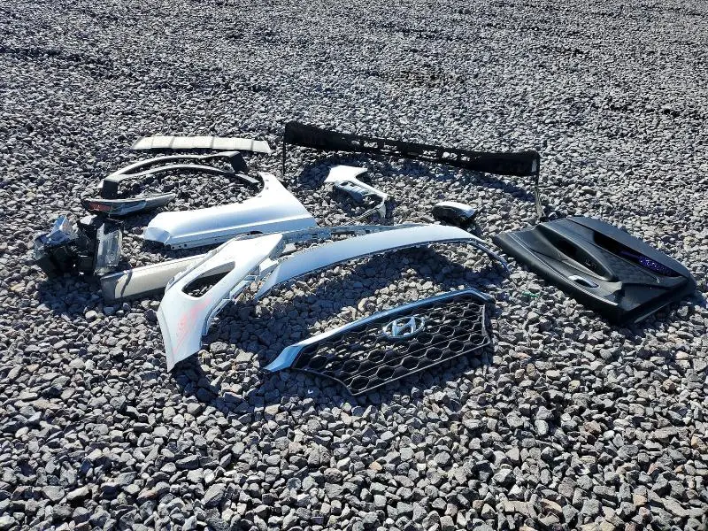 2019 HYUNDAI SANTA FE SEL 2.4L  