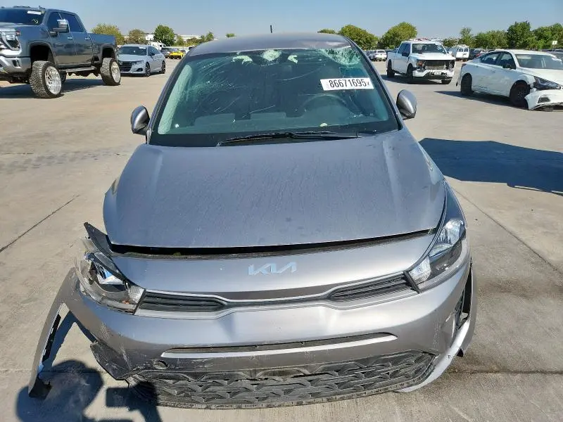 2023 KIA RIO LX  