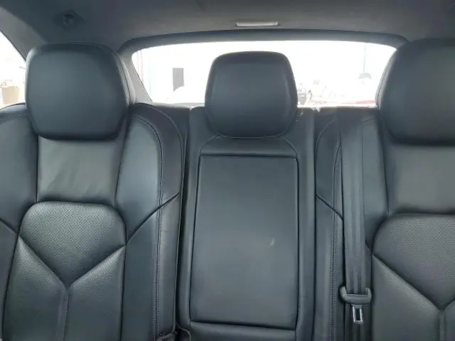 2013 PORSCHE CAYENNE GTS  