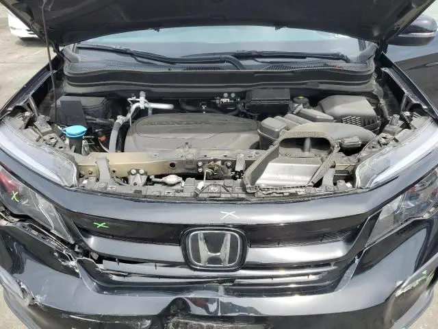 2022 HONDA PILOT SE  