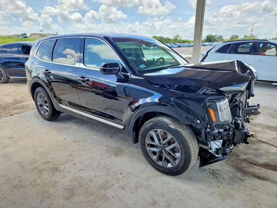 2025 KIA TELLURIDE LX  