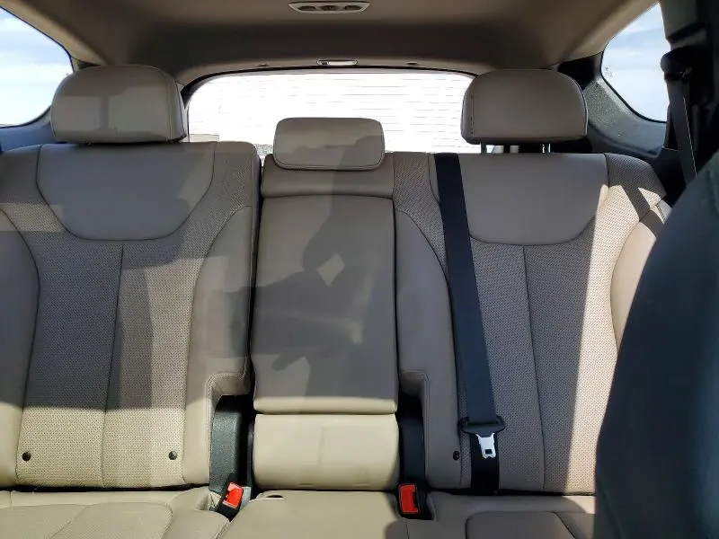 2023 HYUNDAI SANTA FE SEL PREMIUM  