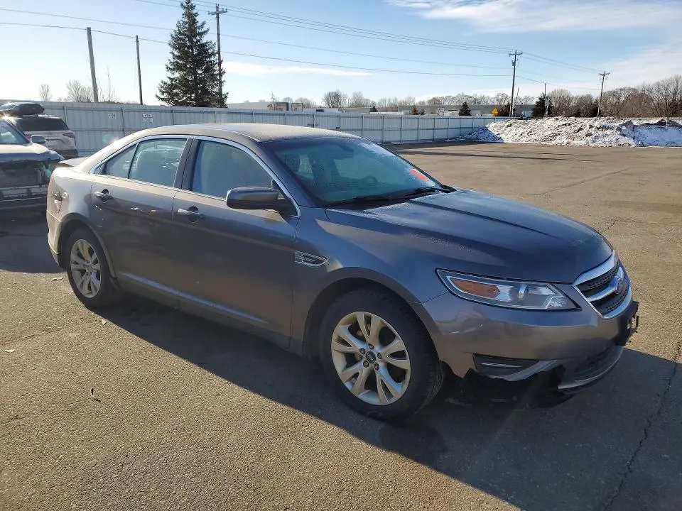 2011 FORD TAURUS SEL  