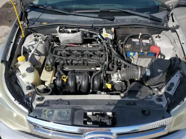 2011 FORD FOCUS SE  