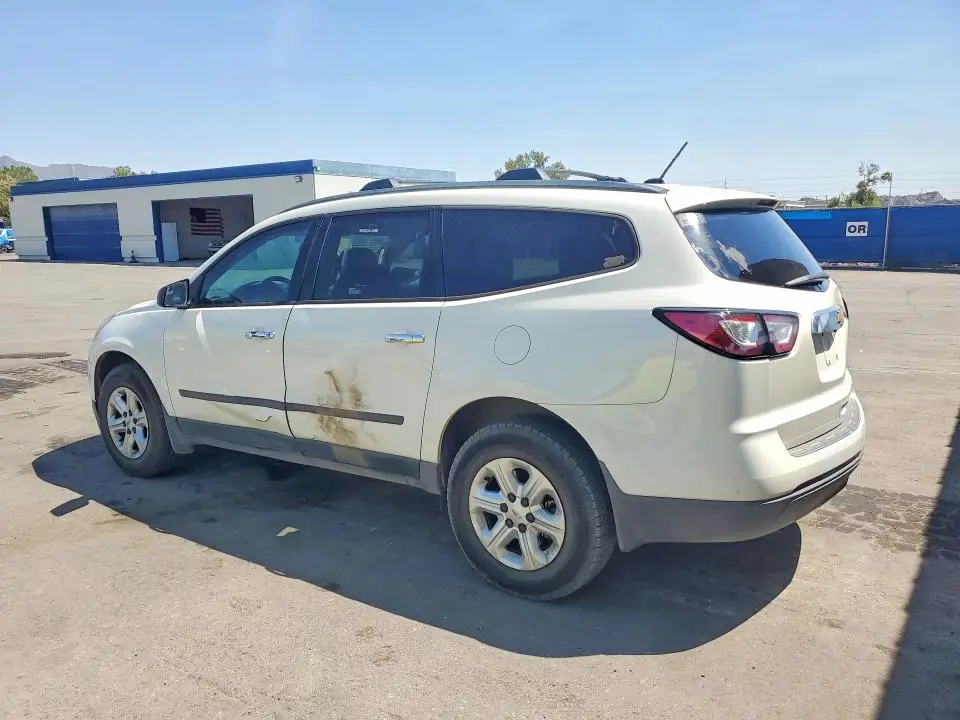 2014 CHEVROLET TRAVERSE LS  