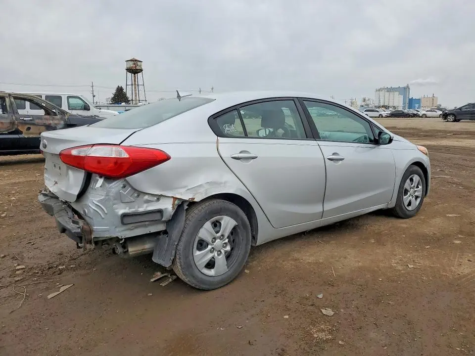 2016 KIA FORTE LX  