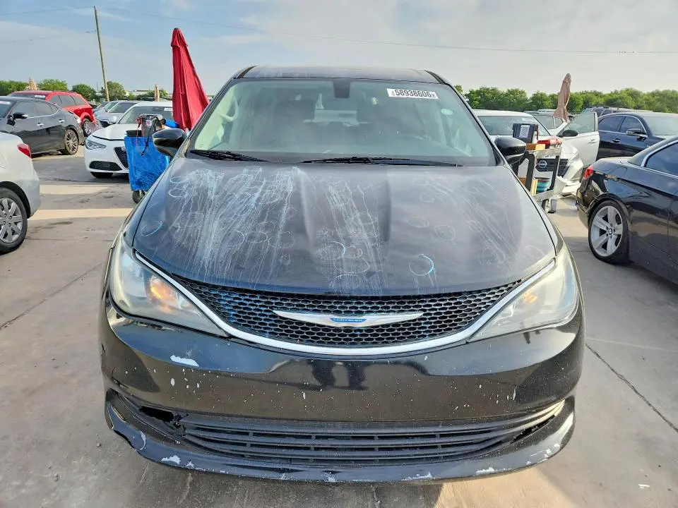 2018 CHRYSLER PACIFICA TOURING  