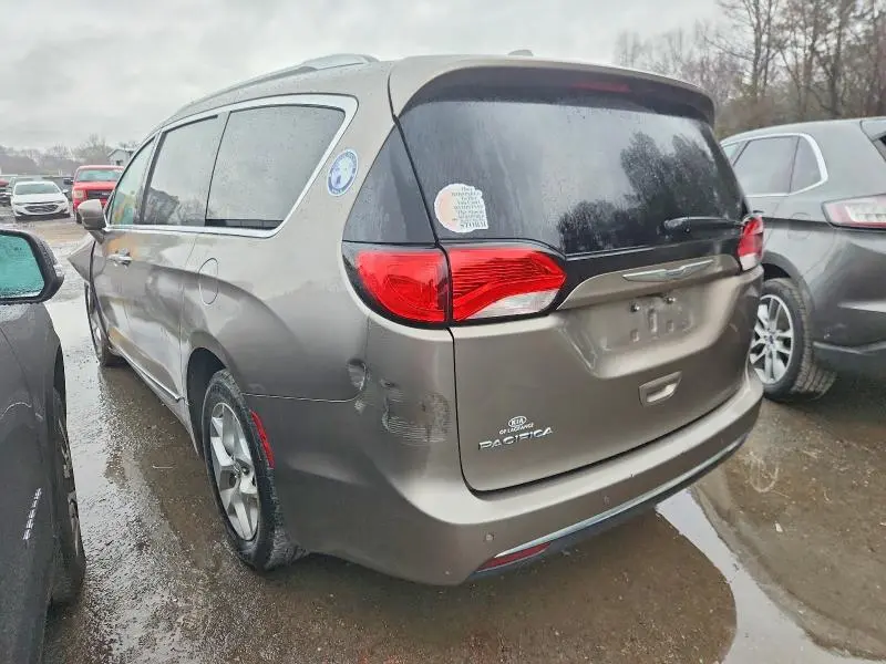 2017 CHRYSLER PACIFICA TOURING L PLUS  
