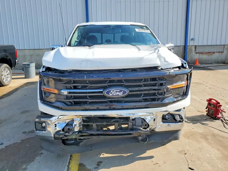 2024 FORD F150 XLT  