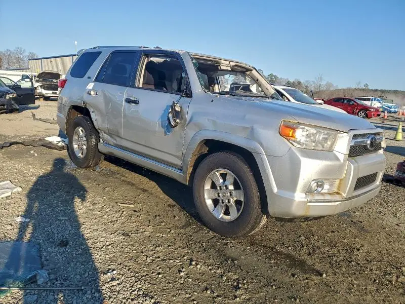 2013 TOYOTA 4RUNNER SR5  