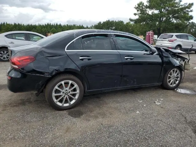 2019 MERCEDES-BENZ A 220  
