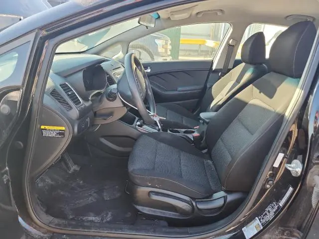 2017 KIA FORTE LX  