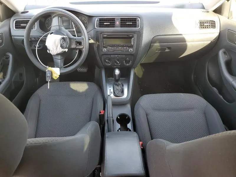2014 VOLKSWAGEN JETTA BASE  