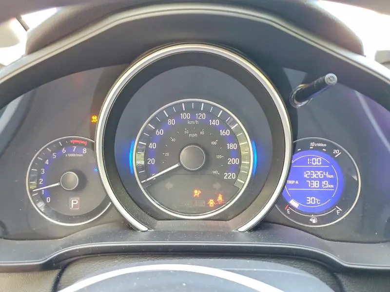 2015 HONDA FIT LX  