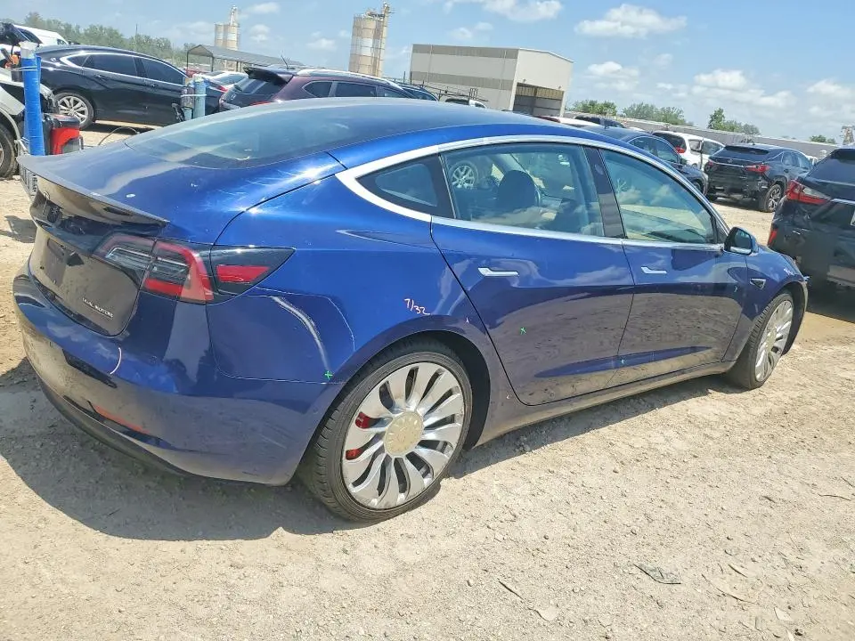 2018 TESLA MODEL 3   