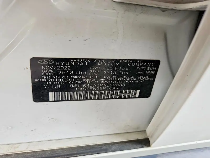 2023 HYUNDAI SONATA SEL  