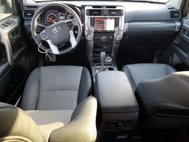 2024 TOYOTA 4RUNNER SR5/SR5 PREMIUM  