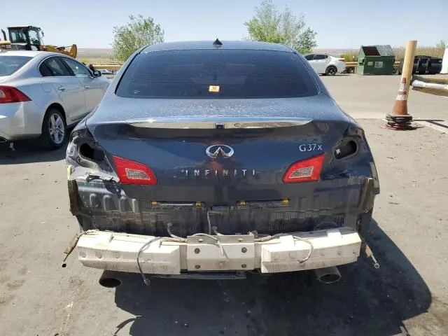 2013 INFINITI G37 