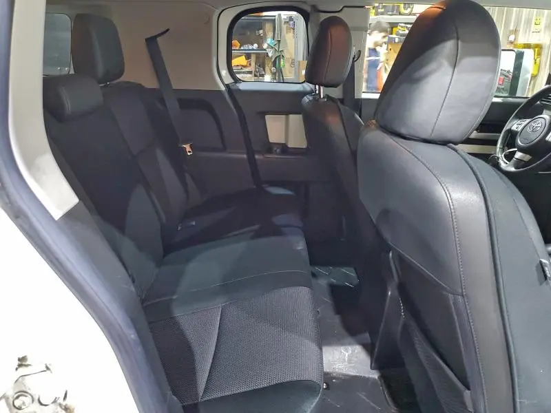 2012 TOYOTA FJ CRUISER   