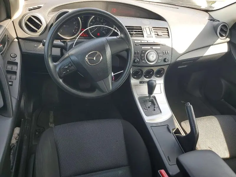 2011 MAZDA 3 I  