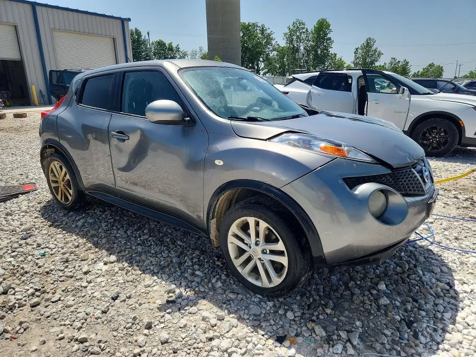 2014 NISSAN JUKE SV  