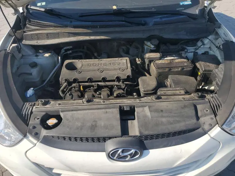 2011 HYUNDAI TUCSON GLS  