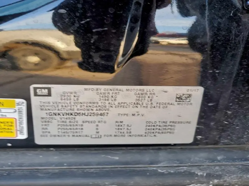 2017 CHEVROLET TRAVERSE LT  