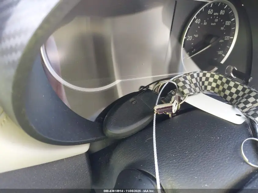 2020 NISSAN VERSA SV XTRONIC CVT