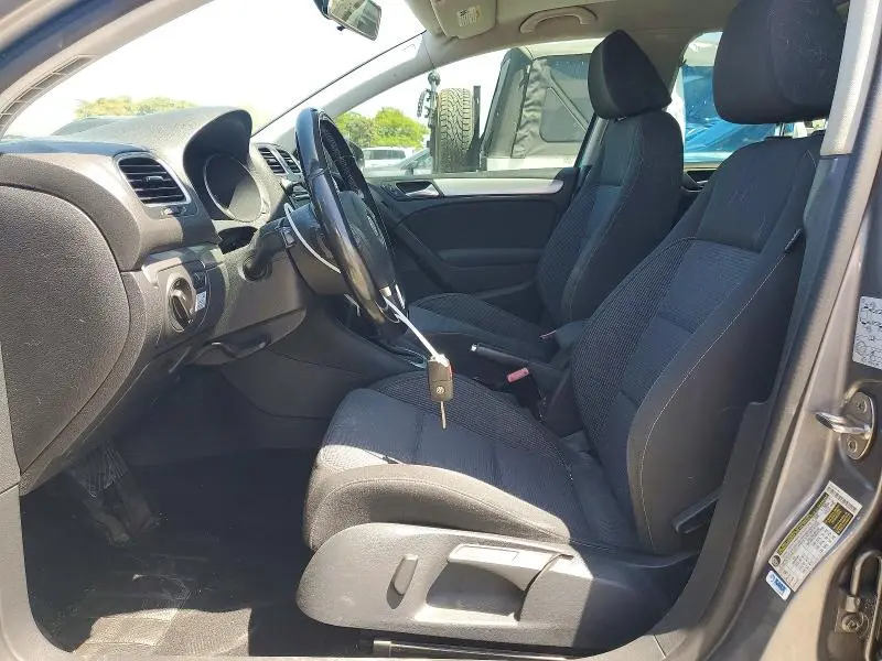 2014 VOLKSWAGEN GOLF   