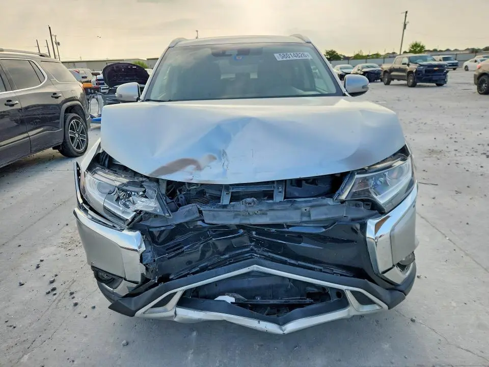 2020 MITSUBISHI OUTLANDER SE  