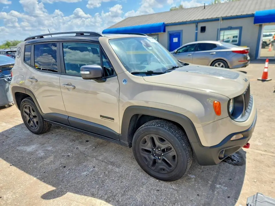 2017 JEEP RENEGADE TRAILHAWK  