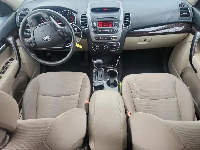 2015 KIA SORENTO LX  