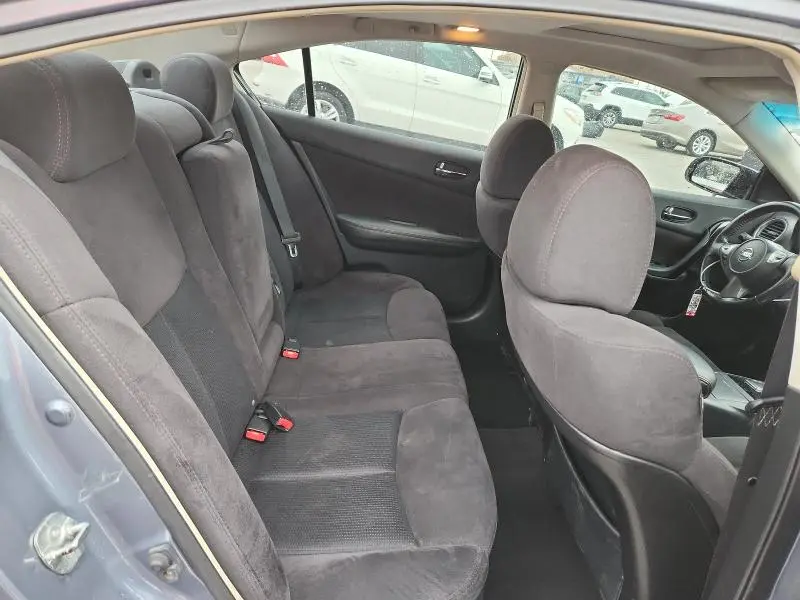 2011 NISSAN MAXIMA S  