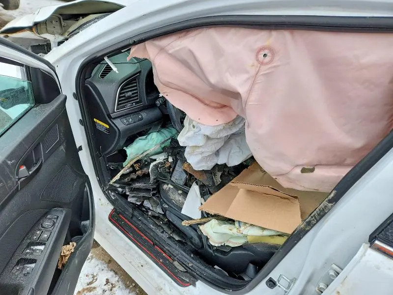 2018 HYUNDAI ELANTRA SPORT  