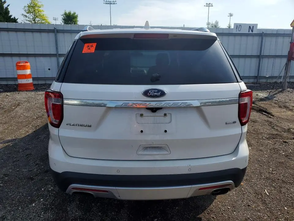 2016 FORD EXPLORER PLATINUM  