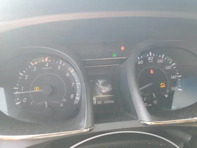 2015 TOYOTA AVALON XLE  